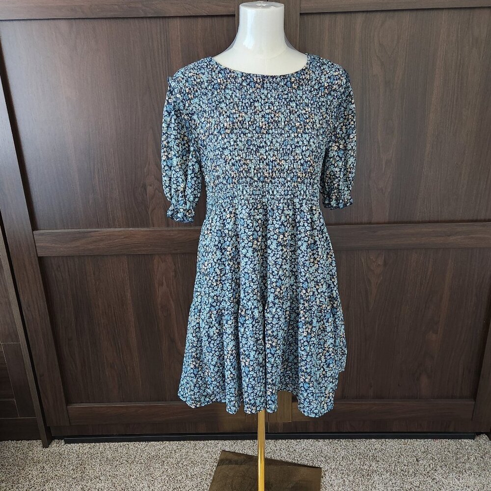 Wild Fable Blue Floral Smocked Tiered Mini Dress Size M Ditsy Boho Cottagecore